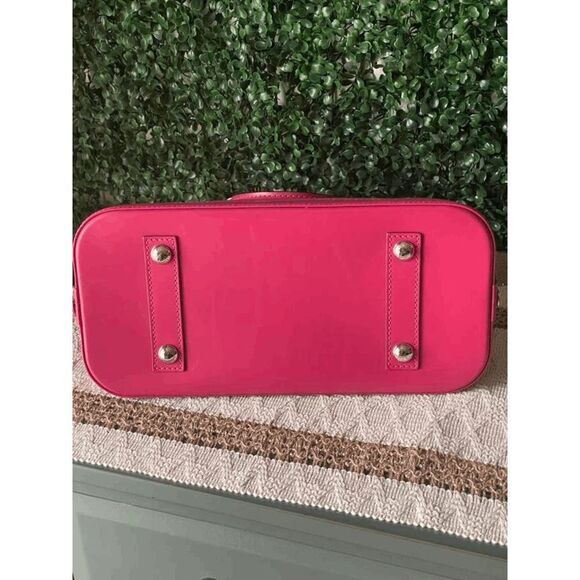 Louis Vuitton Epi Alma Crossbody - Picture 3 of 7